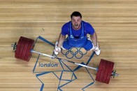 Український важкоатлет завоював третю золоту олімпійську медаль