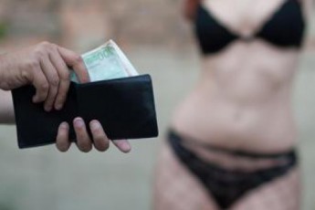 Українок з візами, отриманими у Консульстві РП у Луцьку, продавали до німецьких борделів