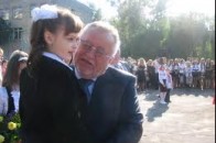 Передвиборчий піар Клімчука почався з відкриття освітніх закладів у рідних селах