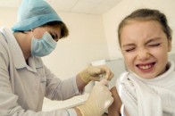 Чи безпечна вакцинація для маленьких лучан?