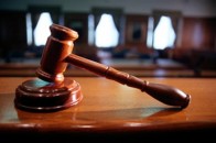 У Луцьку судитимуть державного виконавця, який по-шахрайськи нажив майже мільйон гривень