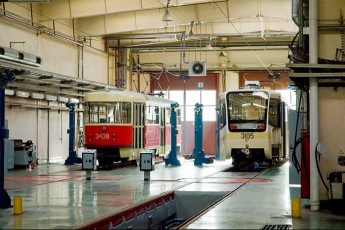 Луцькі делегати на Конгресі у Любліні встигли ще раз оглянути місцеве тролейбусне депо