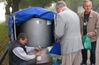 У Луцьку побільшає пунктів реалізації цільного молоко