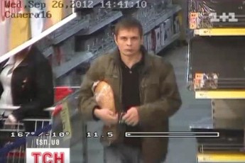 Волинські правоохоронці розшукують вбивцю трьох охоронців ТРЦ «Караван»