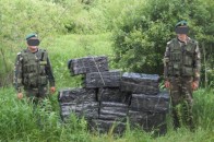 Луцькі прикордонники затримали чоловіка, який незаконно віз 2,5 тисячі пачок цигарок