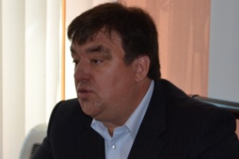 У Луцьку опозиція дала своєму кандидату нове прізвище і тепер агітує за Петра Кравченка