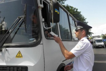 На Волині працівники ДАІ виявили 450 порушень ПДР водіями пасажирського транспорту