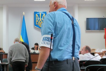 Міжнародні спостерігачі не розуміють українського виборчого процесу