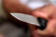 У Луцьку чоловік, посварившись з дружиною, вдарив її ножем у живіт