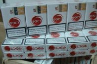 Луцькі правоохоронці затримали рівненчанина з контрабандними цигарками
