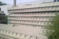 Троє волинян з сільської ради викрали п'ять залізобетонних плит