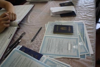 Волиняни цьогоріч оформили більше 49 тисяч державних актів на землю