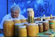 Медовари просять у луцьких депутатів пільгу на оренду приміщення