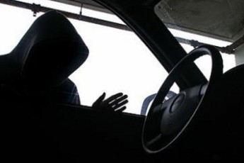 Двоє волинян вкрали авто, аби покататись
