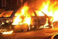 Міліція розшукує зловмисників, які підпалили авто волинського бізнесмена
