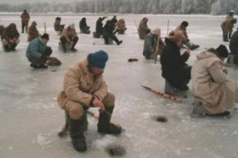 На Шацькому озері проходять тренування збірної Волині з риболовного спорту