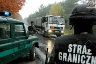 Влада Польщі стягує додаткові сили на кордон з Україною