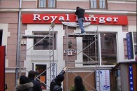 Депутати вимагають, аби рекламні вивіски у Луцьку були на державній мові