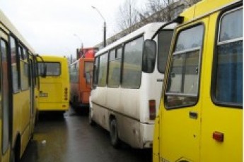 Луцькі перевізники пропонують збільшити вартість проїзду в маршрутках на 50 копійок