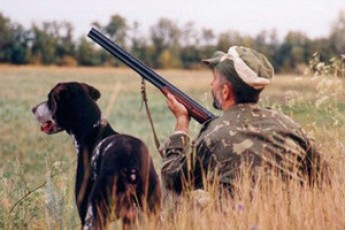 Борис Клімчук  закликає мисливців не «шастати по державних лісах»