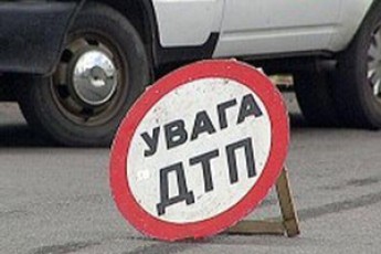 У Луцьку водій на переході збив дівчину і сам доставив її до лікарні