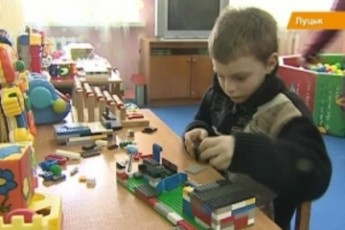 Соцслужба без попередження позбавила лучанку опіки над онуком