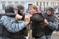 За непокору міліції та бійку з правоохоронцями рецидивіста засудили до 3 років тюрми
