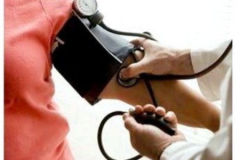 Депутатів обласної ради обстежуватимуть на наявність серцево-судинних недуг