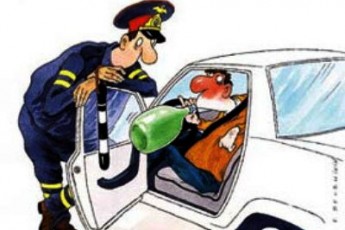 Волинські ДАІ-шники затримали п'яного водія з п'ятдесятьма літрами спирту
