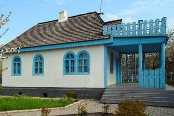 На Волині підтопило «білий» будиночок музею-садиби Лесі Українки