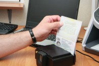 Волинські прикордонники затримали громадянина Західної Азії з підробленим паспортом