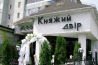 Доля мешканців будинків на проспекті Соборності, які потерпають від свавільного будівництва, вирішиться через місяць
