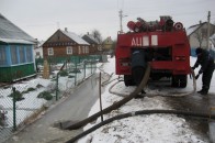 МНСники на присадибній ділянці волинянина відкачали 520 метрів кубічних паводкової води
