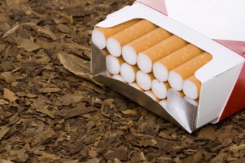 Правоохоронці затримали волинянина з 25 тисячами пачок контрабандних цигарок