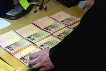 За підроблений паспорт іранець обійшовся штрафом