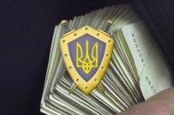 У Луцьку працівники СЕС попались на хабарі за ствердну експертизу закордонних товарів