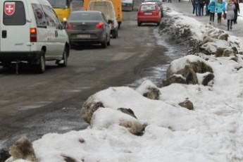 Романюк визнав, що фотографіями вулиць Луцька «дітей лякати можна»