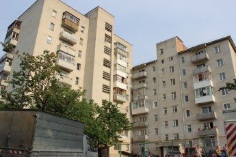 Мешканців гуртожитків на бульварі Дружби Народів не виселятимуть з помешкань