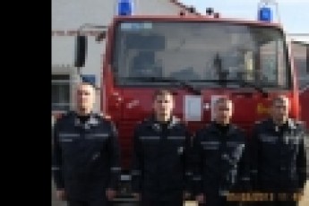 Двоє волинян ледь не згоріли живцем у власному будинку