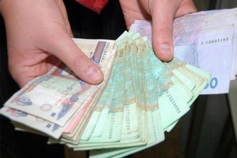 Волинська влада тішиться 20-м місцем у рейтингу за рівнем заробітної плати, маючи 4,3 мільйони боргу