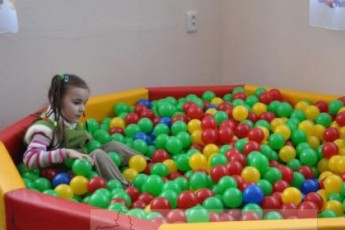 Клімчук обіцяє відкрити у кожній лікарні реабілітаційний центр для неповносправних дітей