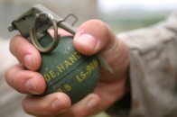 Волинянин під дією оковитої погрожував рідні гранатою