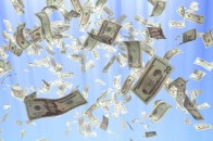 Міськрада розщедрилася по 360 гривень 16-тьом лучанам