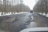 Дорога Львів-Луцьк після зими майже знищена