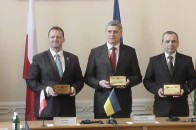 Білорусь, Польща, та Україна врешті затвердили межі кордону