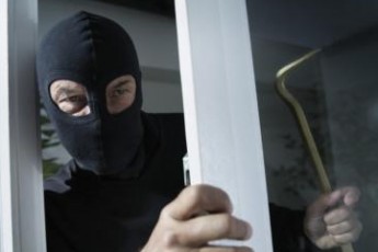Волинянин обікрав 82-річну пенсіонерку, аби заробити на металобрухті