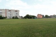 Луцька влада не вирішила, що робити з футбольним полем в Теремно