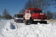 За минулу добу рятувальники зі снігового полону витягли 21 транспортний засіб