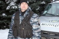 У Луцьку «беркутівці» врятували охоронця нічного клубу від озброєного чоловіка