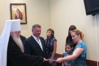 На Волині 14 малозабезпечених родин отримали побутову техніку від церкви